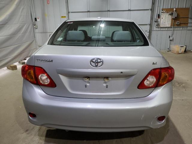 Toyota Corolla Base Image 13