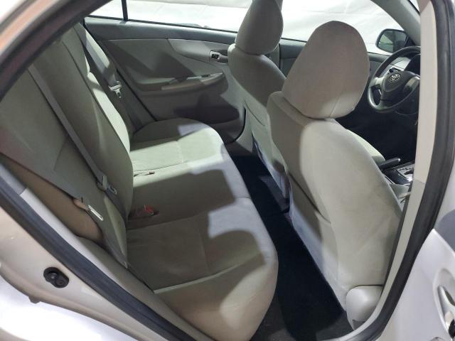 Toyota Corolla Base Image 4