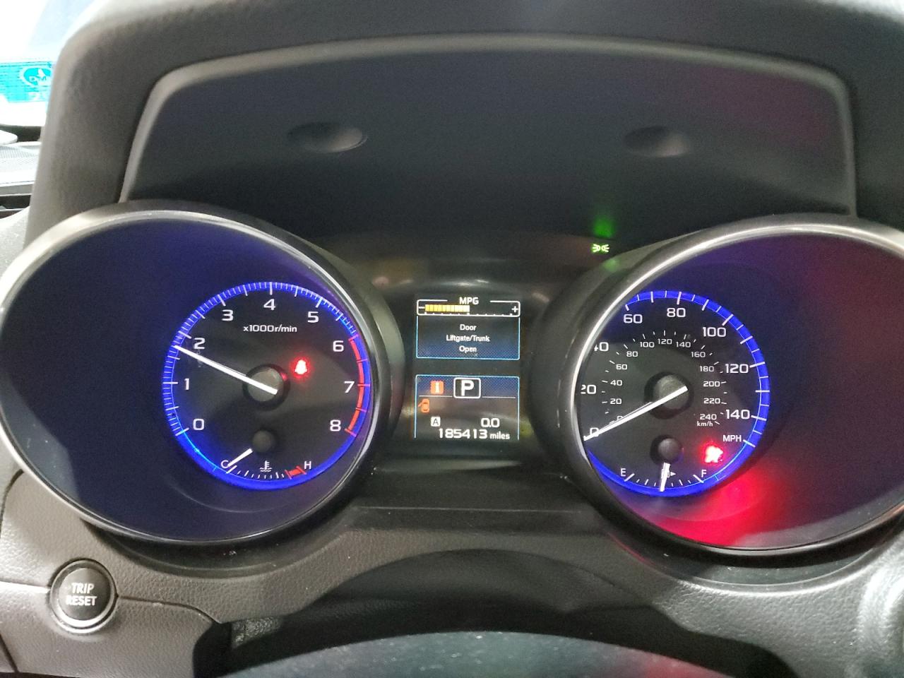 Subaru Outback 2.5i Limited Image 8