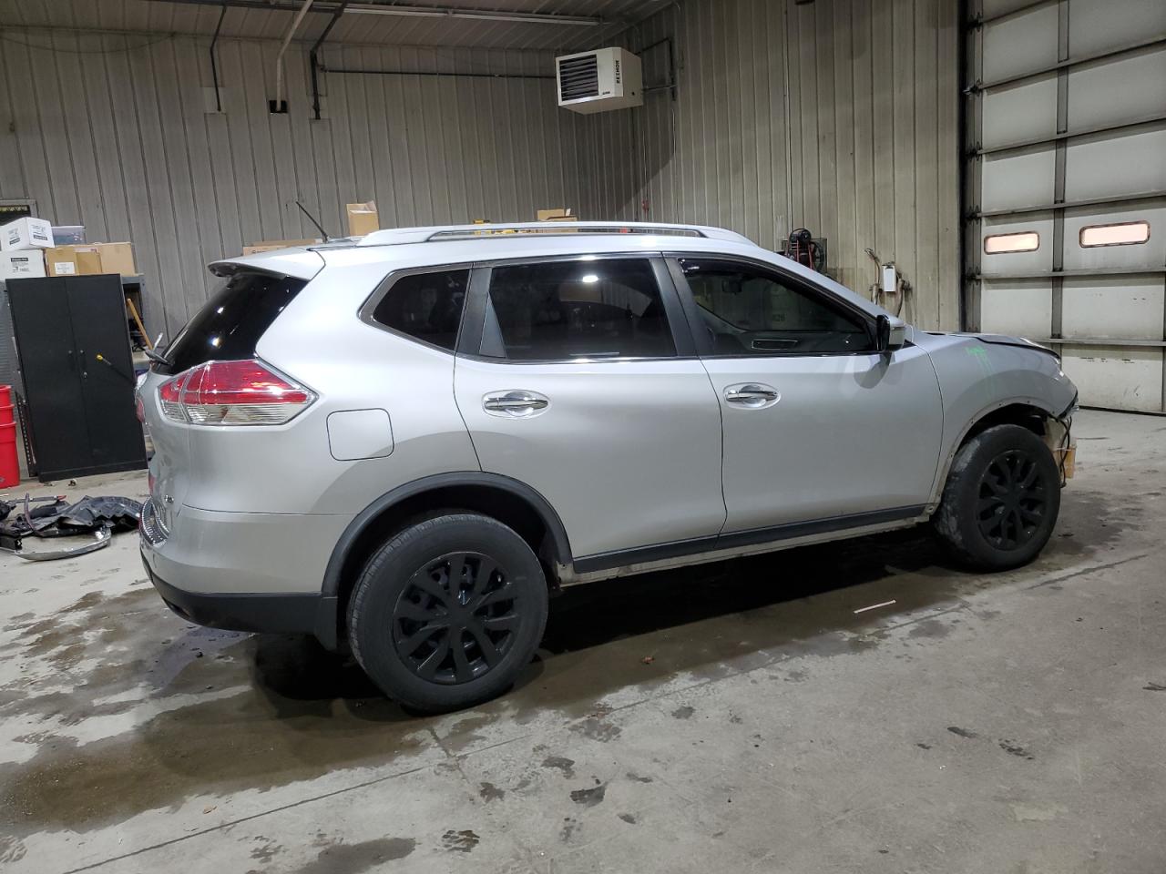 Nissan Rogue S Image 5
