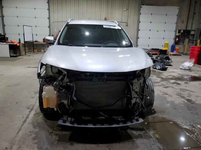 Nissan Rogue S Image 2