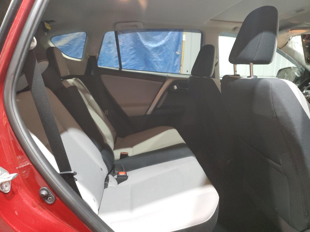 Toyota RAV4 Adventure Image 6