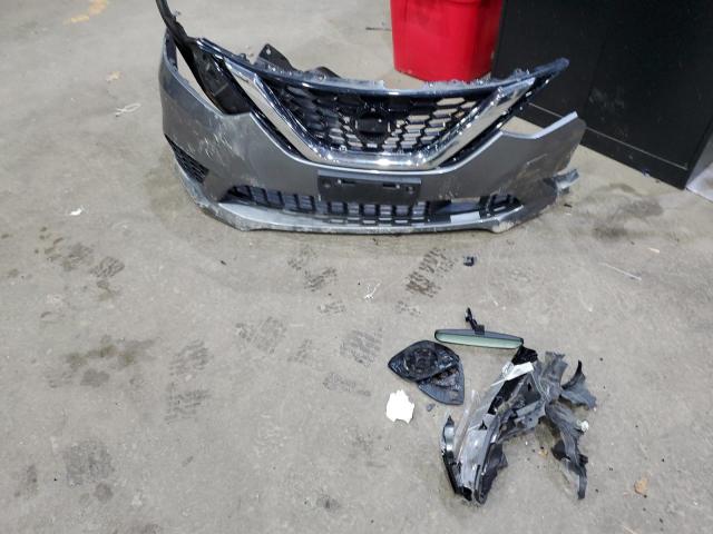 Nissan Sentra S Image 7