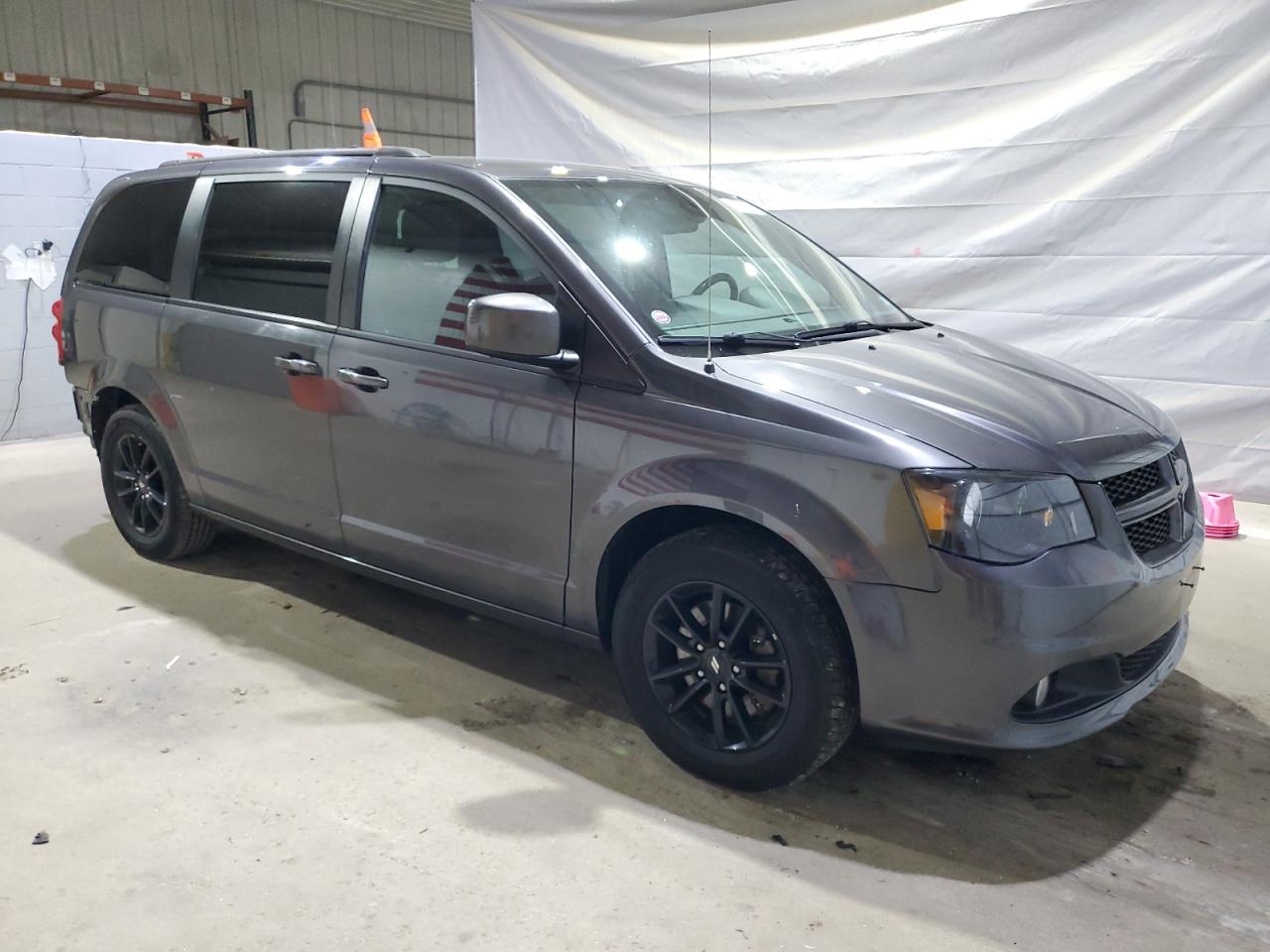 Dodge Caravan Gt Image 4