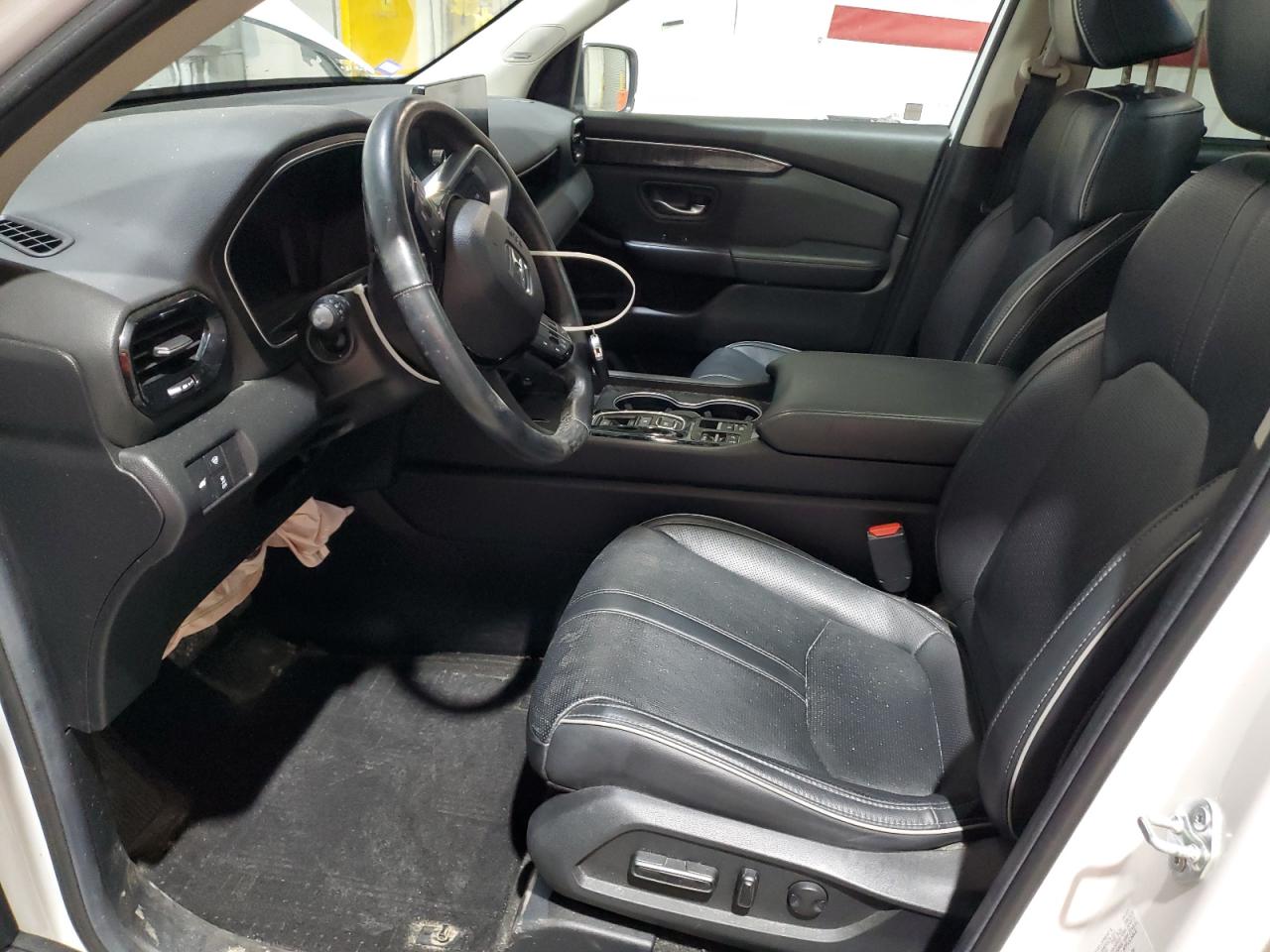 Honda Pilot Elite Image 6