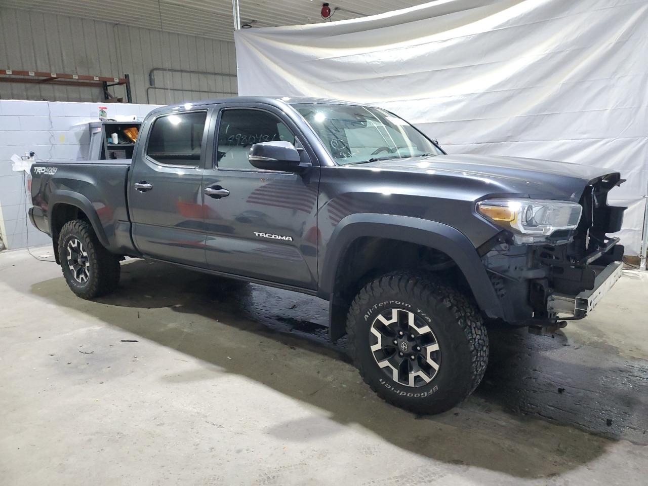 Toyota Tacoma Double Cab Image 5