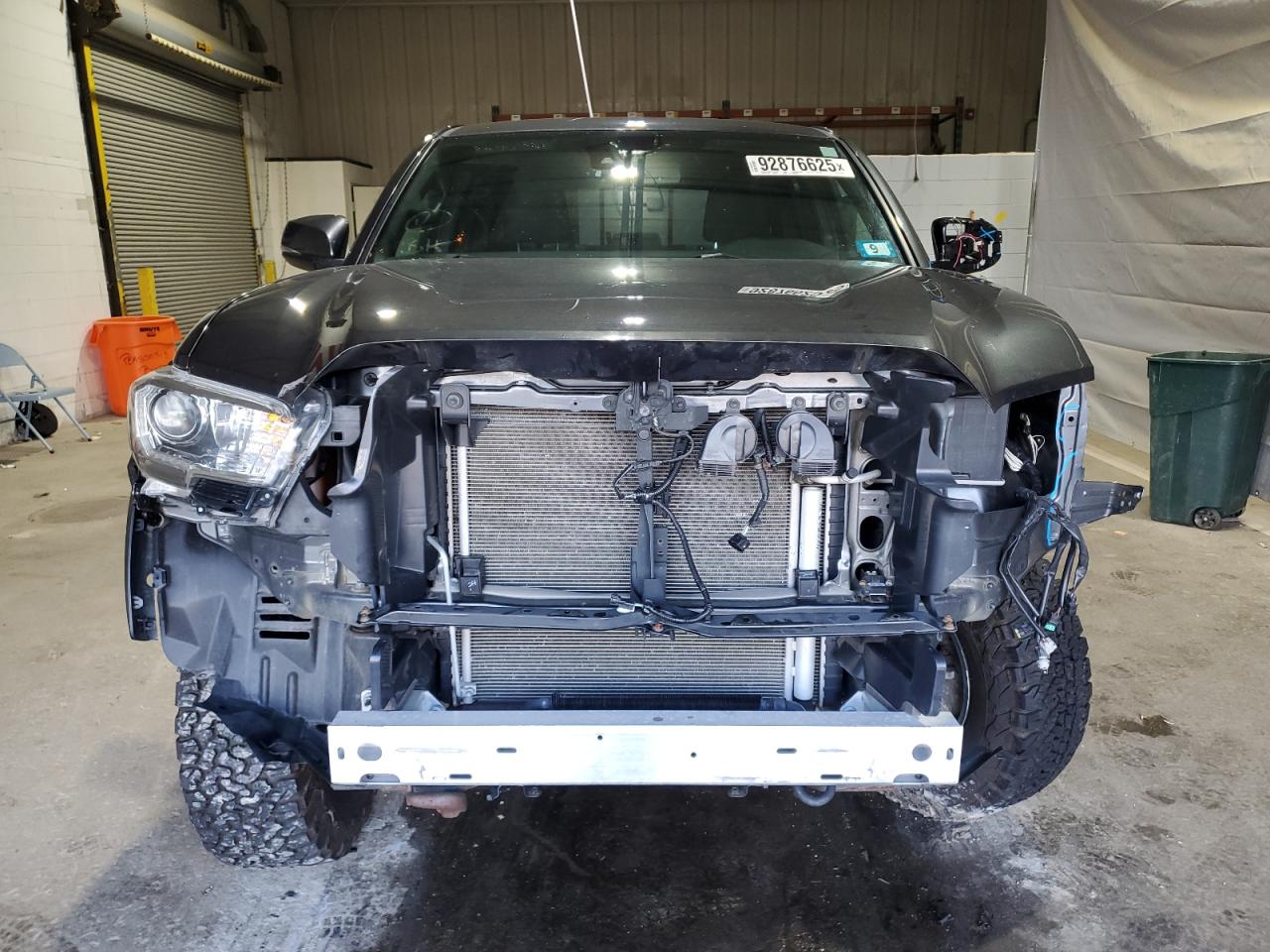 Toyota Tacoma Double Cab Image 9