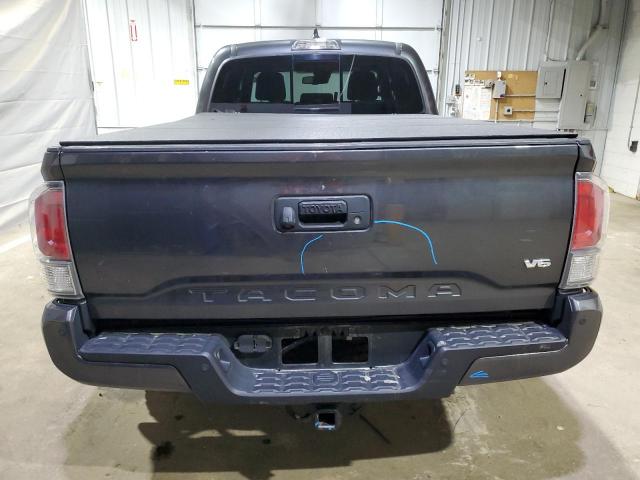 Toyota Tacoma Double Cab Image 12