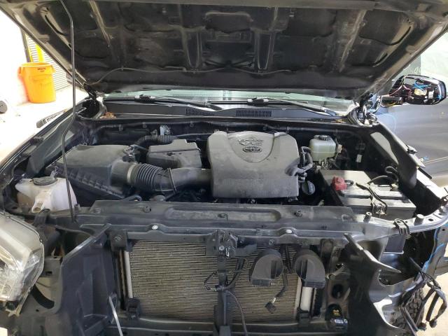 Toyota Tacoma Double Cab Image 13