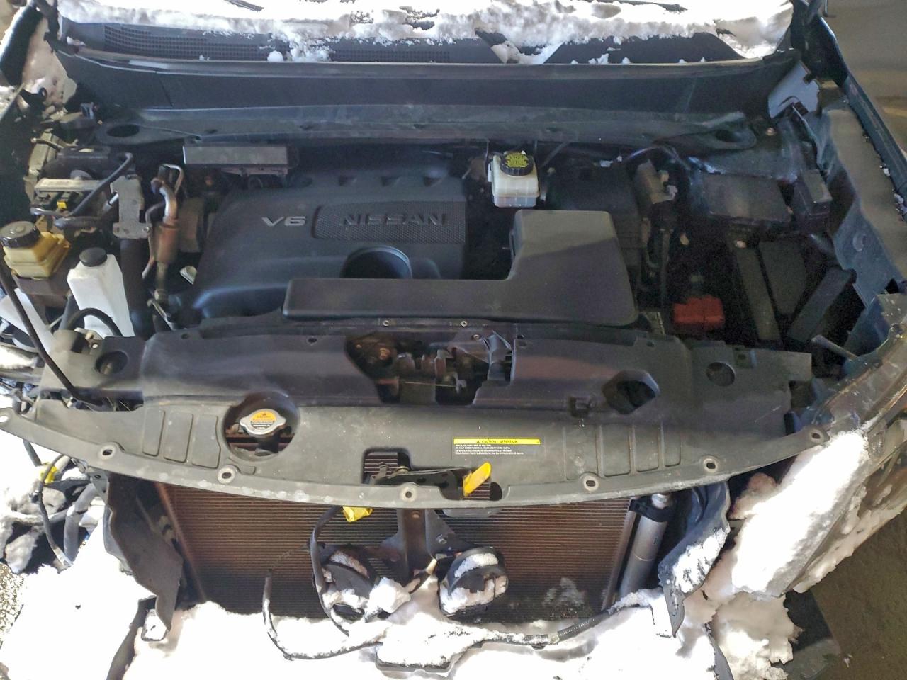 Nissan Pathfinder S Image 10