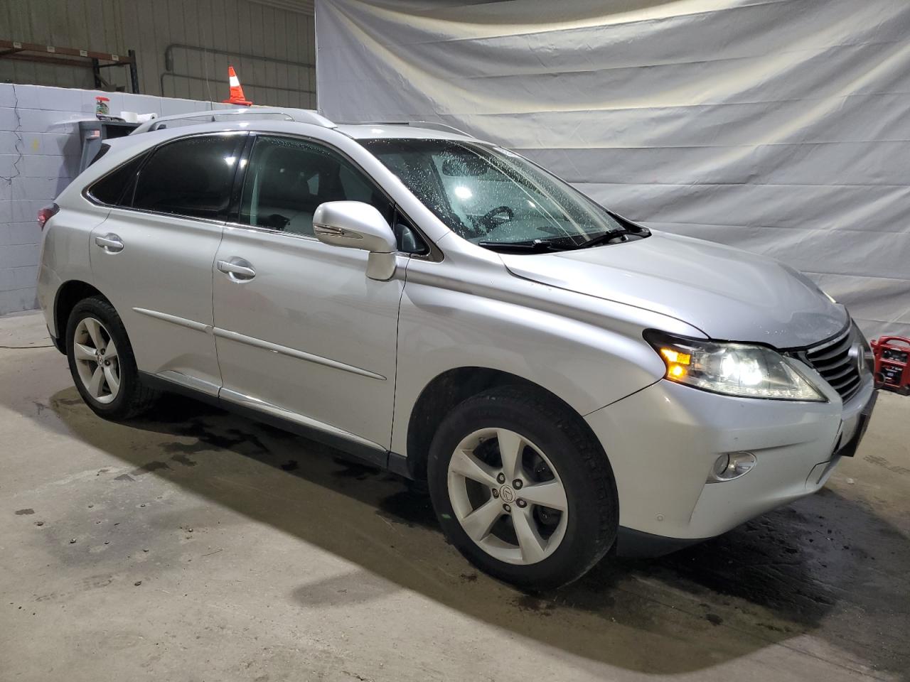 Lexus RX 350 Base Image 3