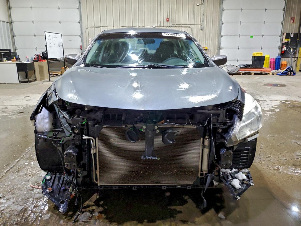 Nissan Altima 2.5 Image 2