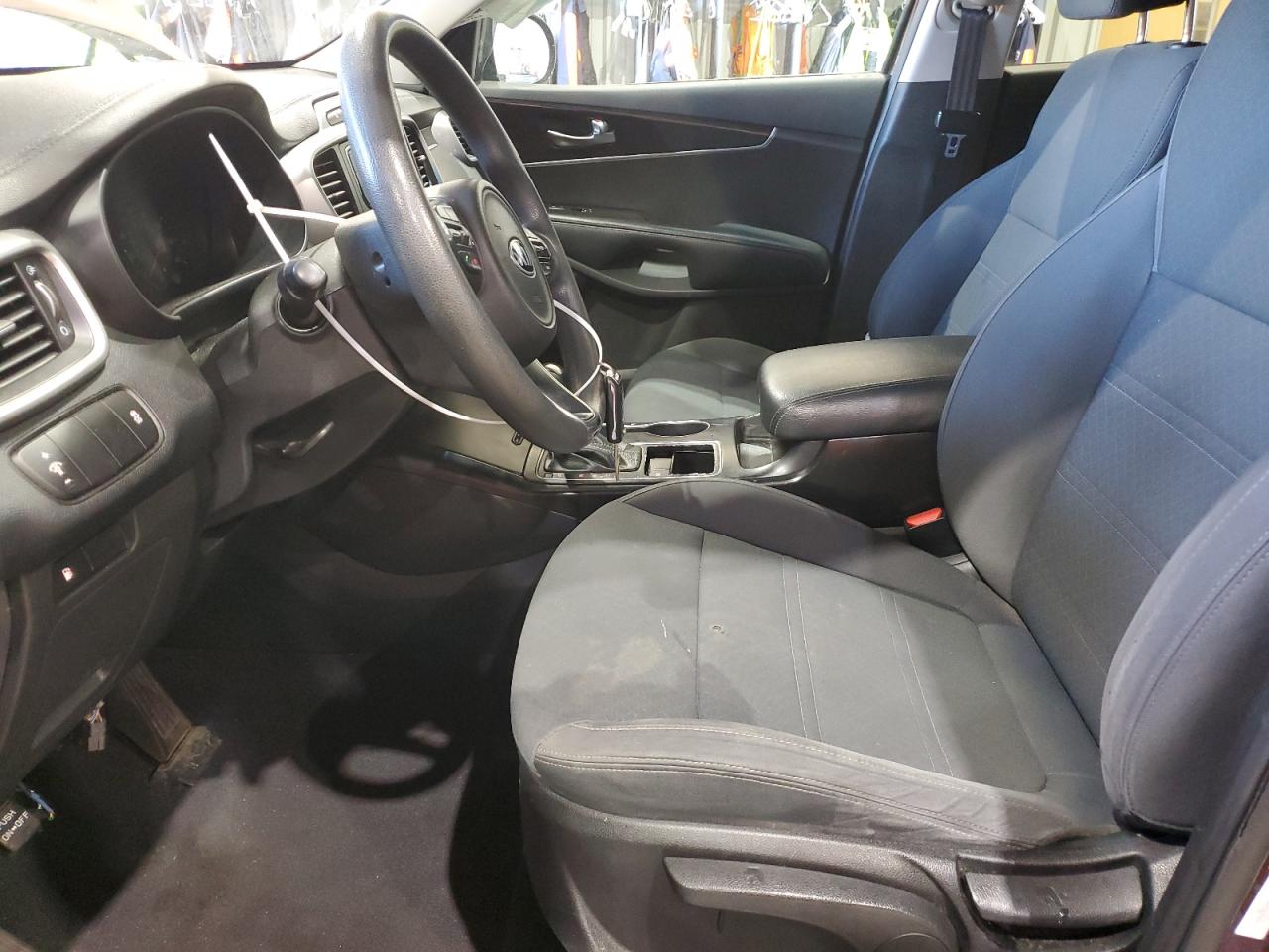 Kia Sorento Lx Image 8