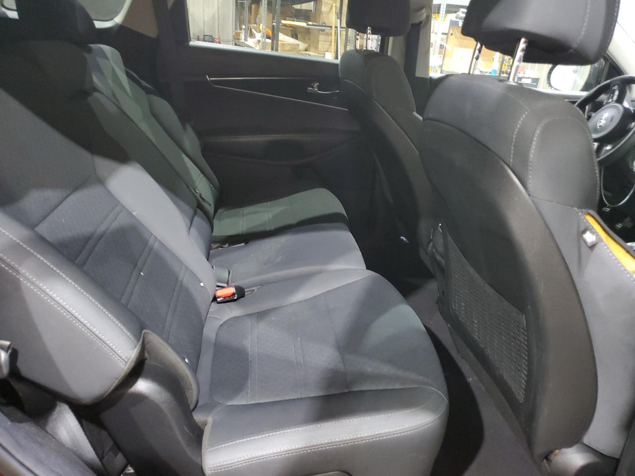 Kia Sorento Lx Image 12