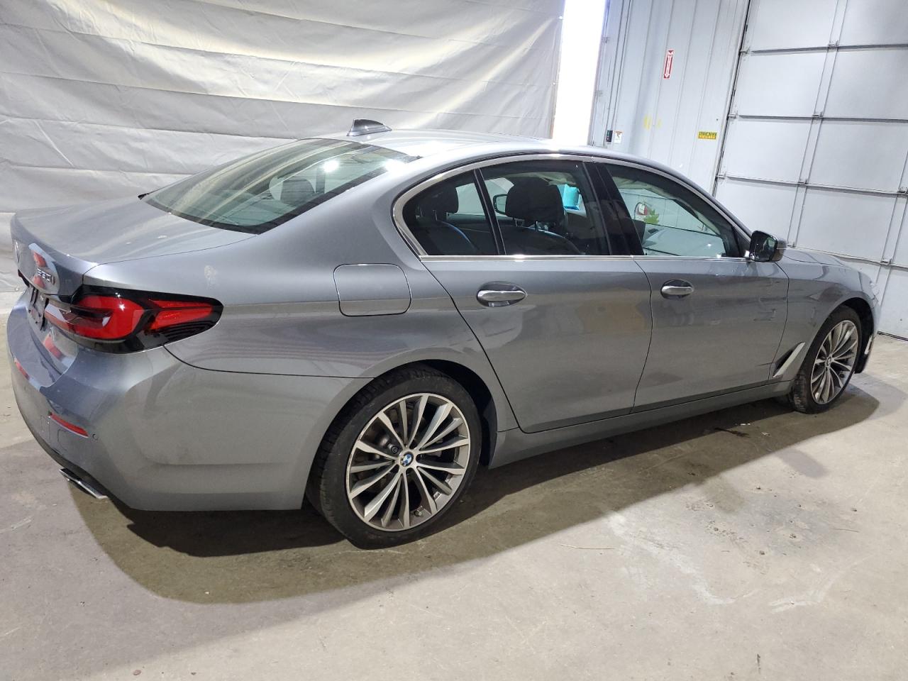 BMW 5 Series Xi Image 3