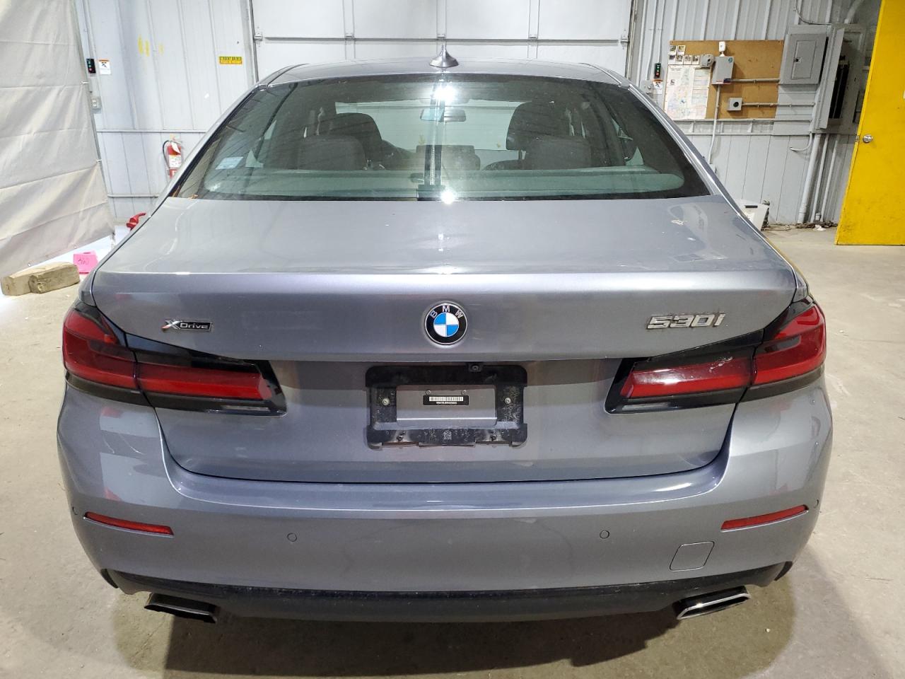 BMW 5 Series Xi Image 6