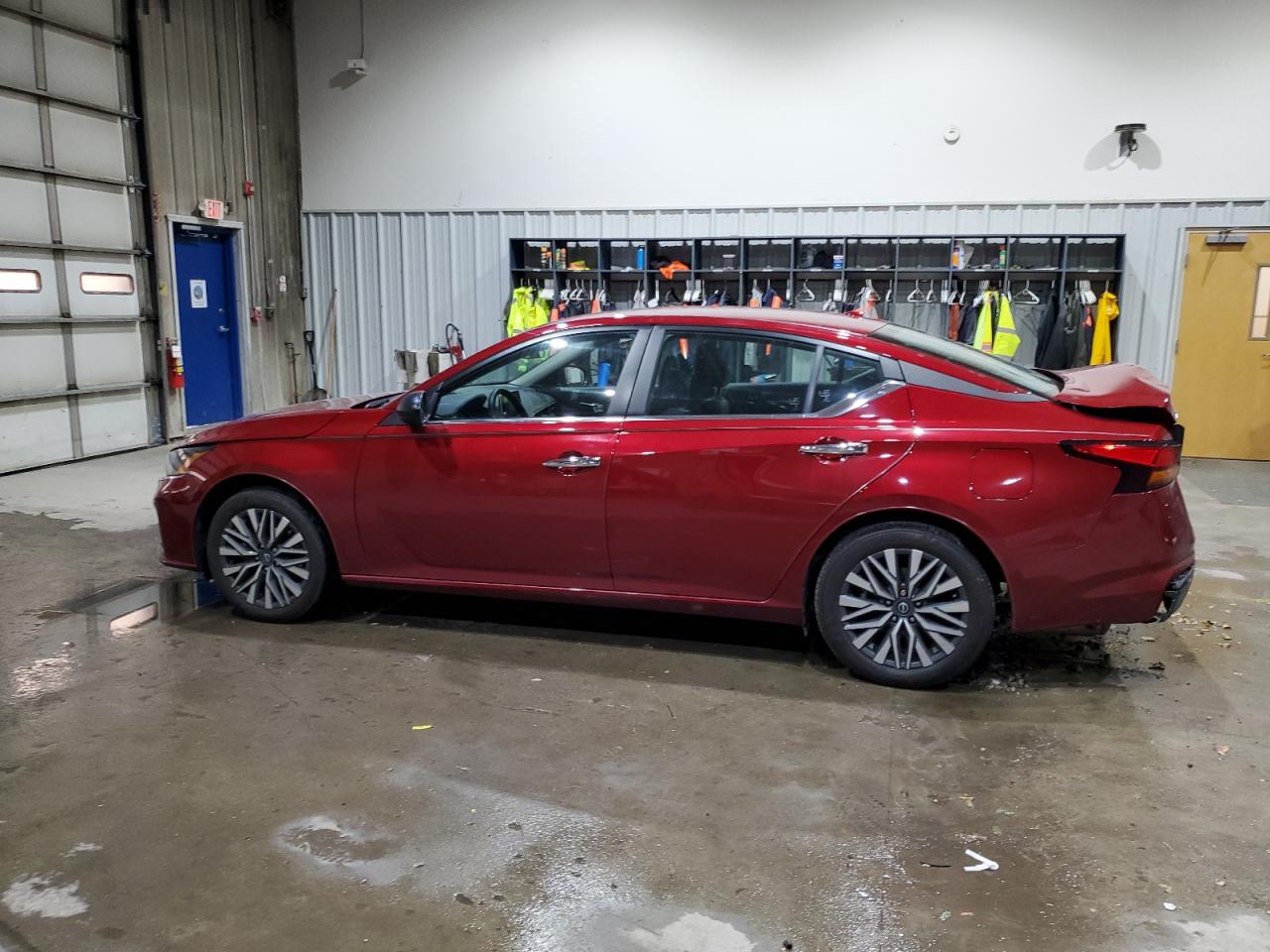 Nissan Altima Sv Image 10