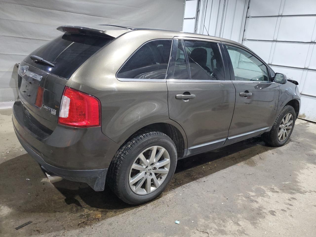 Ford Edge Limited Image 3