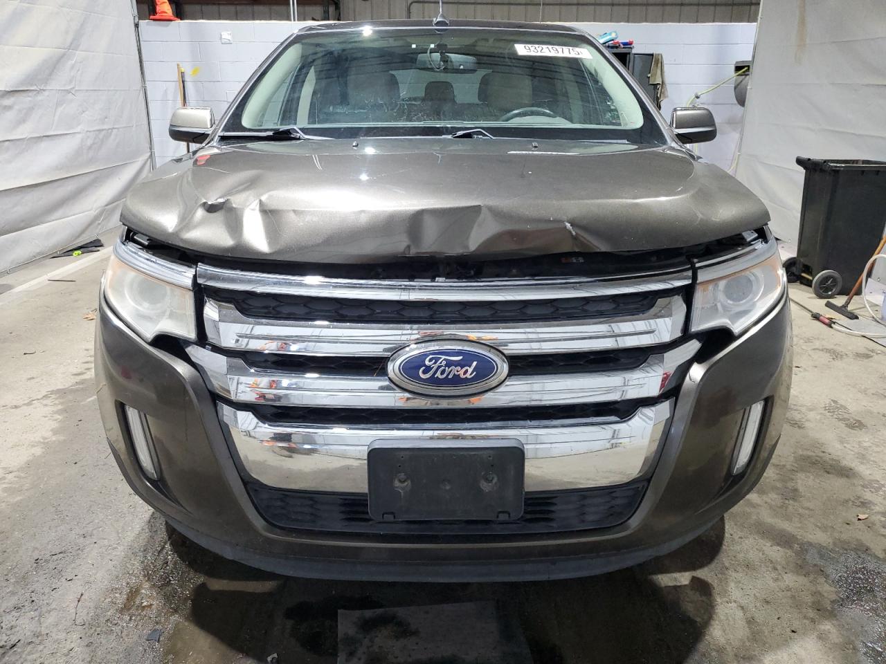 Ford Edge Limited Image 4