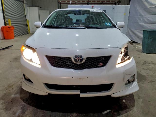 Toyota Corolla Base Image 7