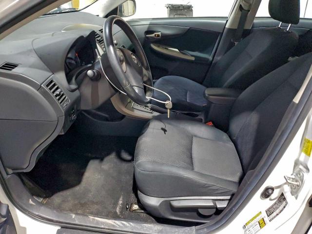 Toyota Corolla Base Image 4