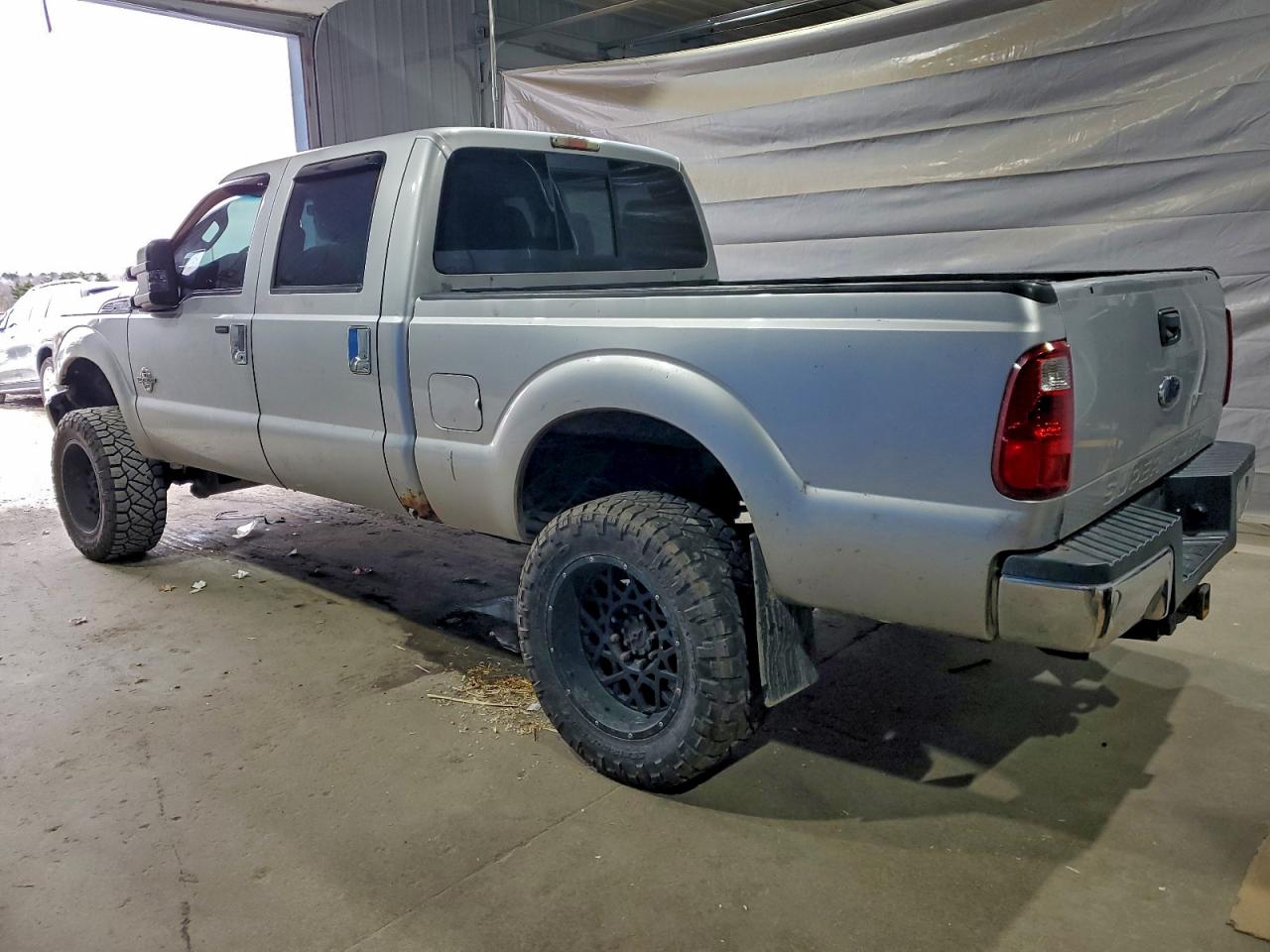 Ford F-350 Super Duty Image 2