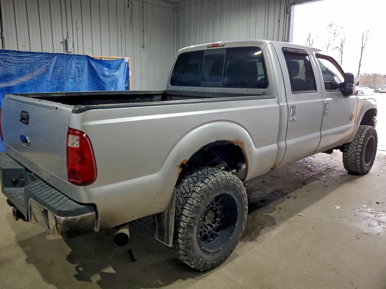 Ford F-350 Super Duty Image 4