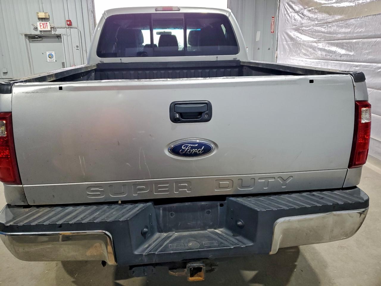 Ford F-350 Super Duty Image 7