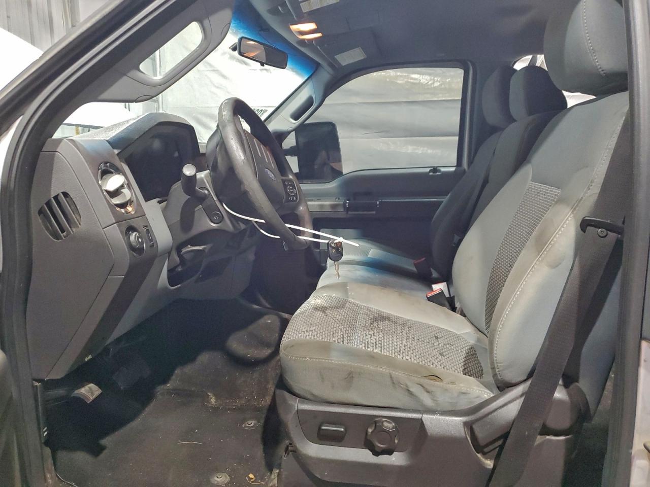 Ford F-350 Super Duty Image 6