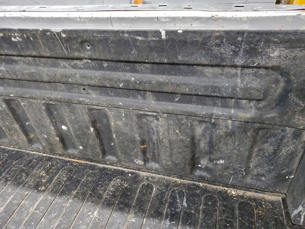 Ford F-350 Super Duty Image 11