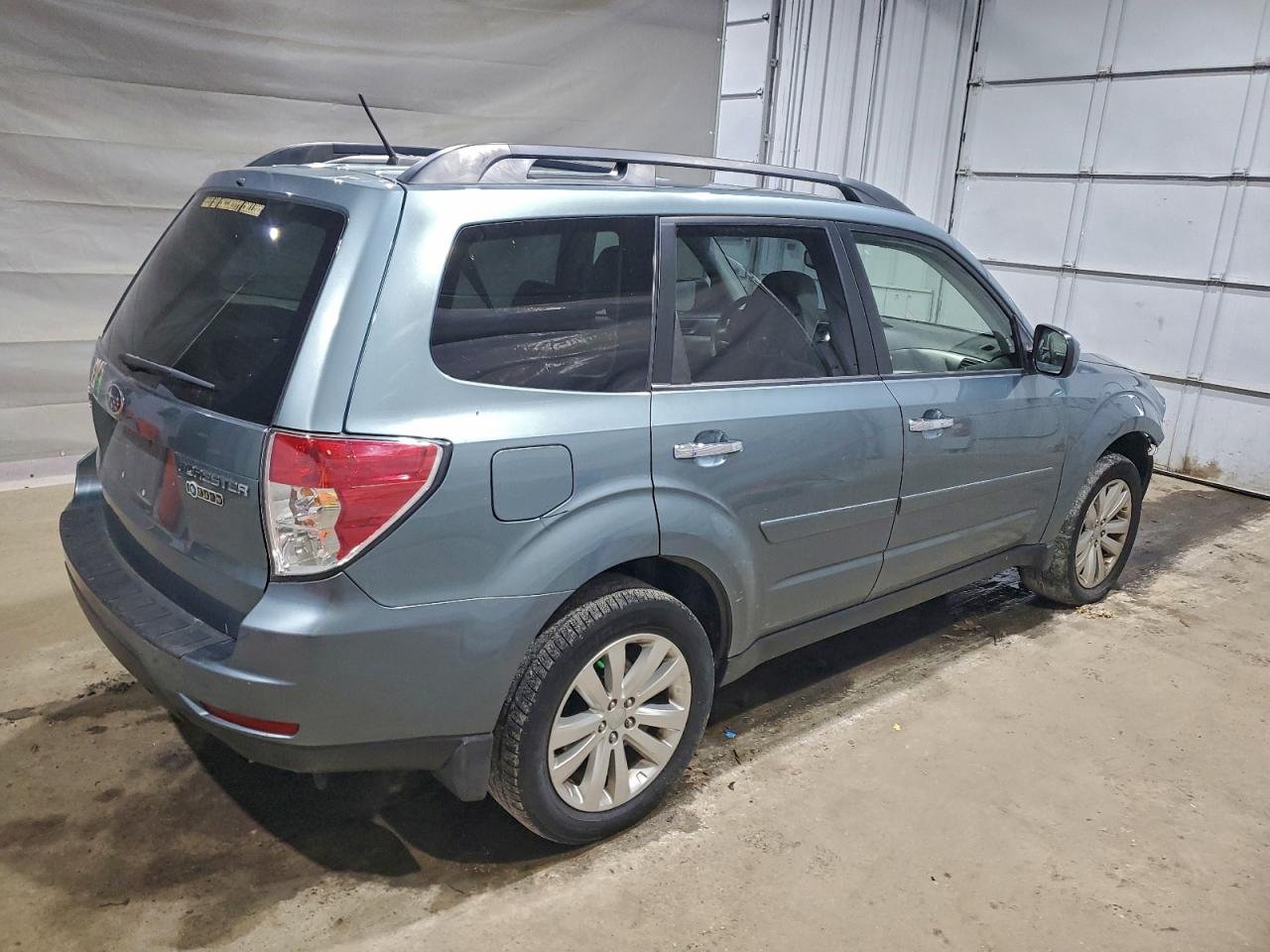 Subaru Forester 2.5x Premium Image 2