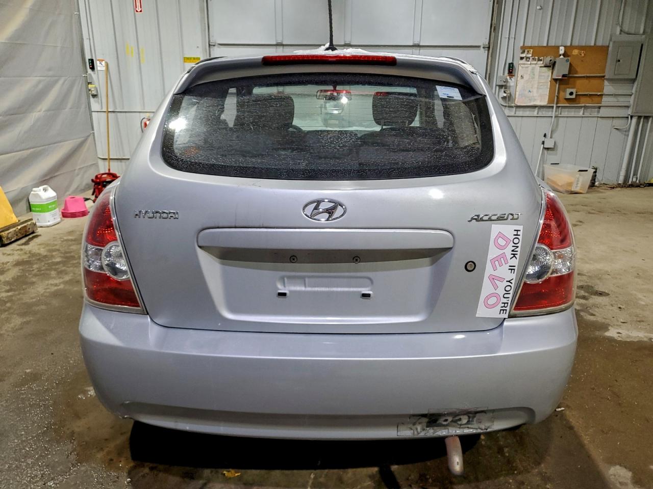 Hyundai ACCENT Gs Image 9