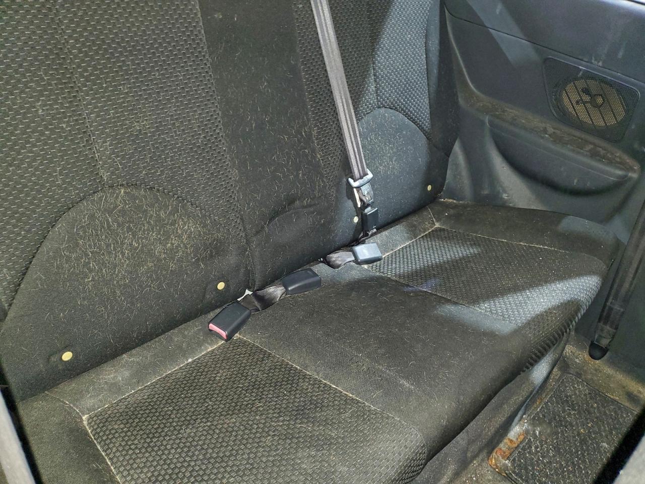 Hyundai ACCENT Gs Image 11