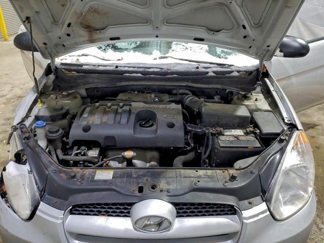 Hyundai ACCENT Gs Image 8