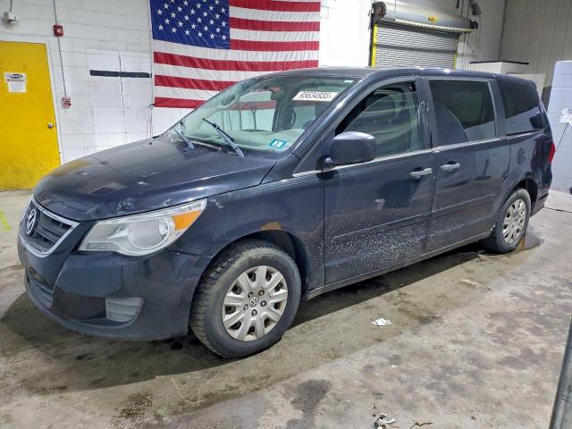  Salvage Volkswagen Routan