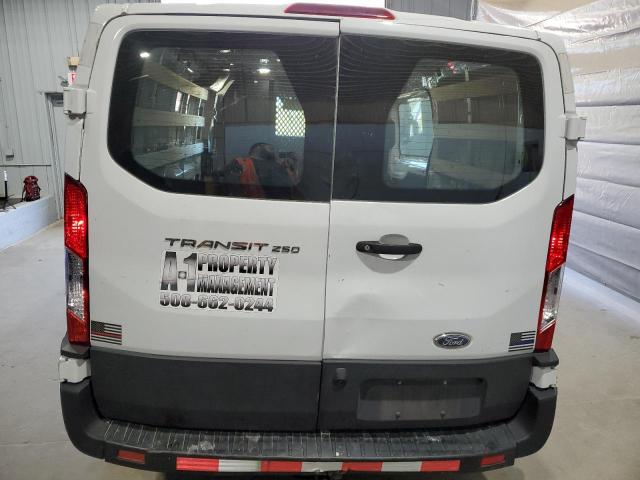 Ford Transit T-250 Image 9