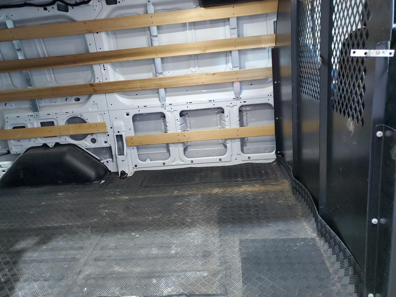 Ford Transit T-250 Image 11