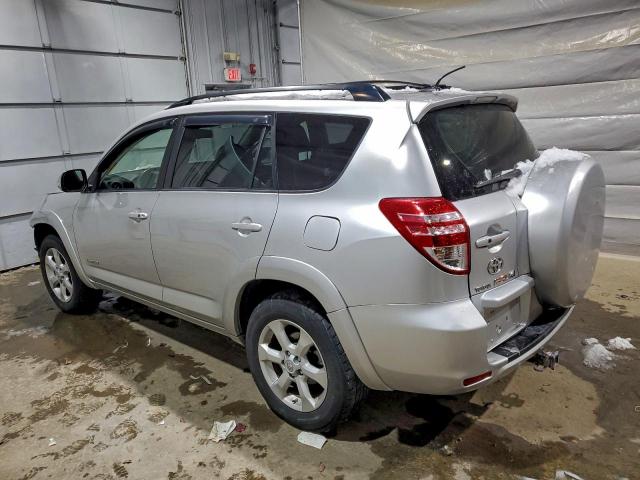 Toyota RAV4 Limited Image 2