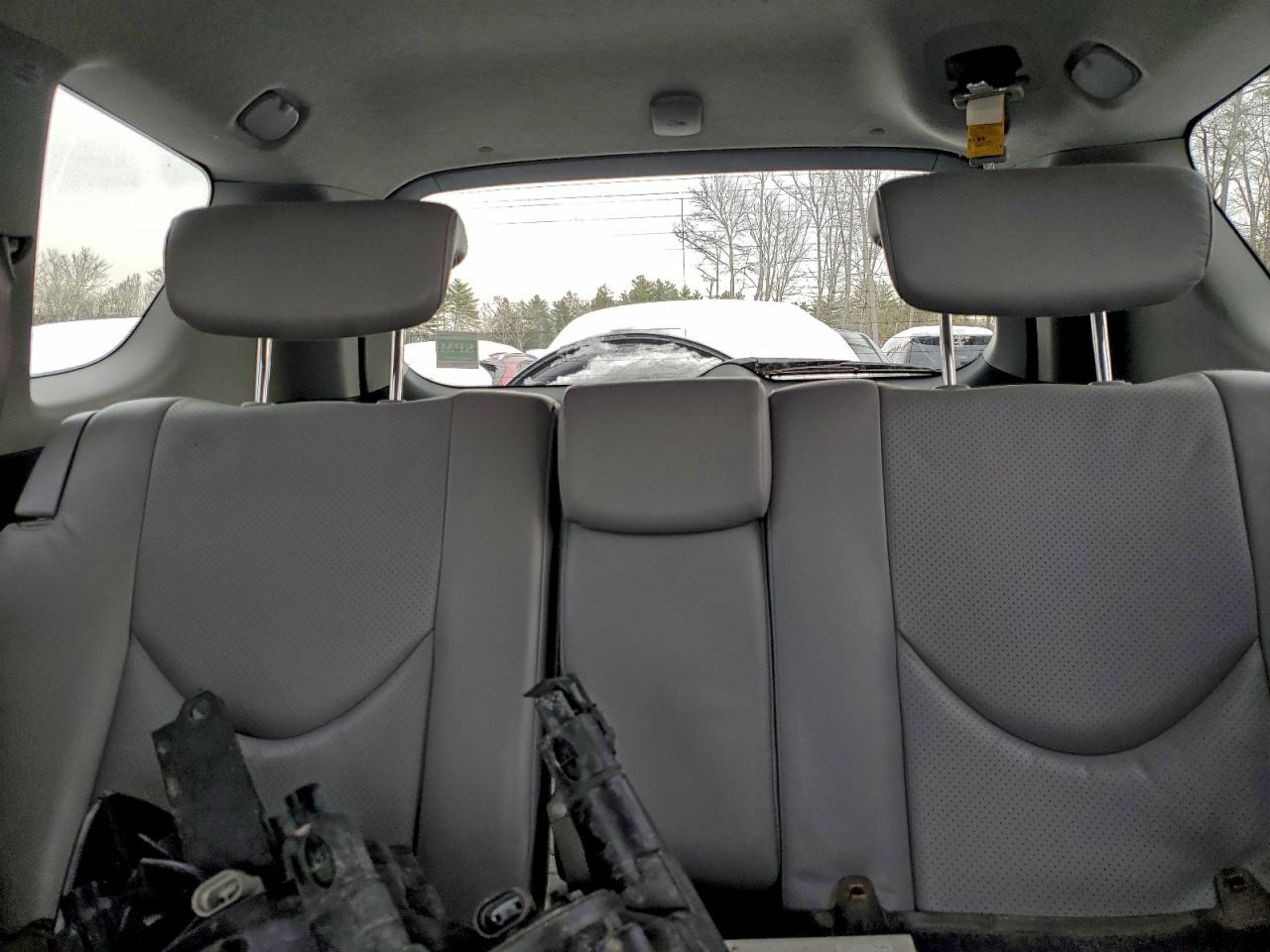 Toyota RAV4 Limited Image 14