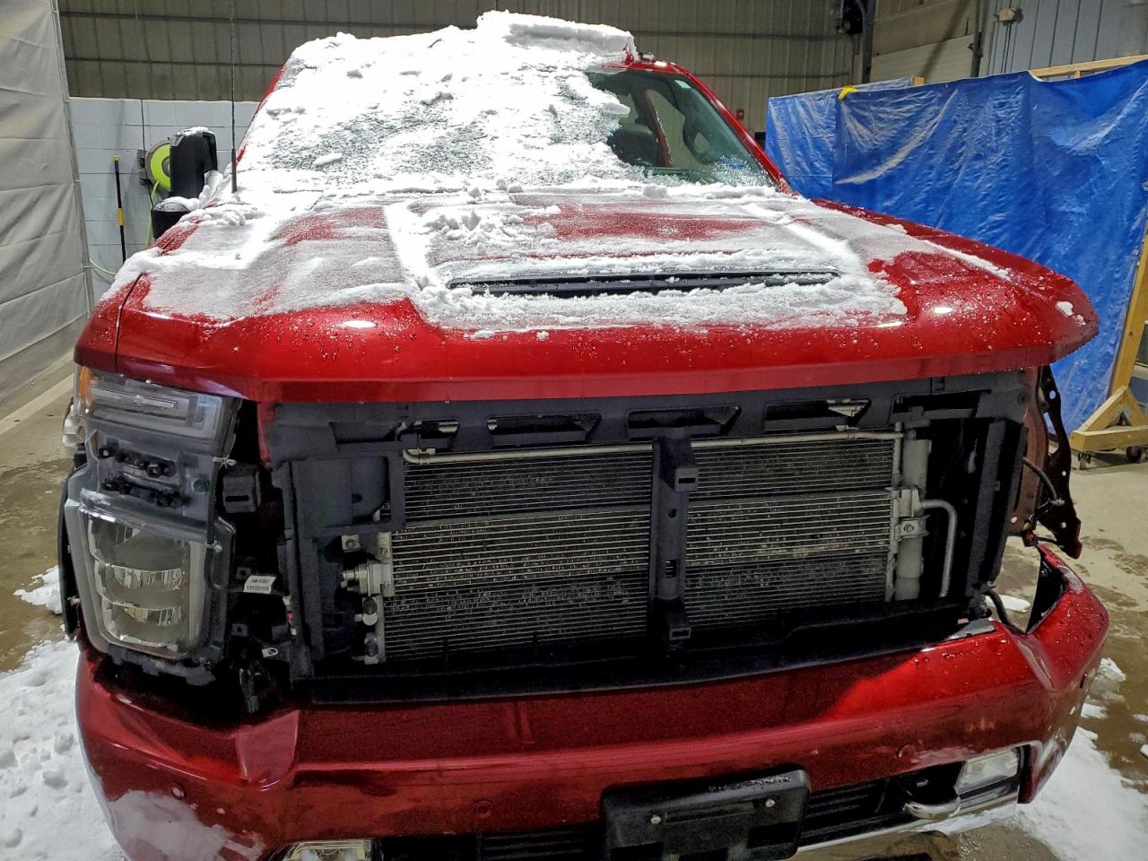 Chevrolet Silverado K3500 High Country Image 3