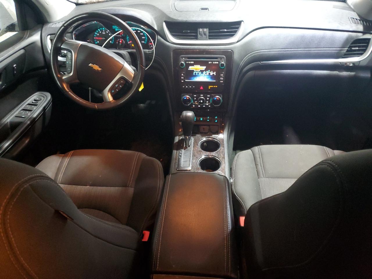 Chevrolet Traverse Lt Image 8