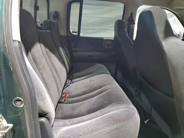 Dodge Dakota Quad Image 8