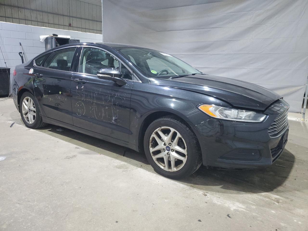 Ford Fusion Se Image 4