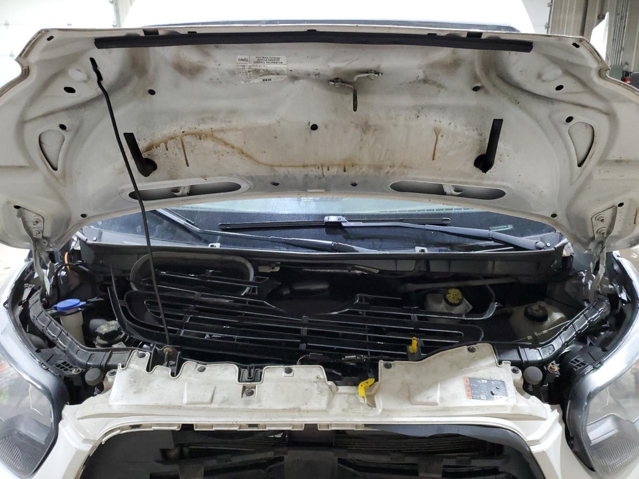 Ford Transit T-250 Image 6