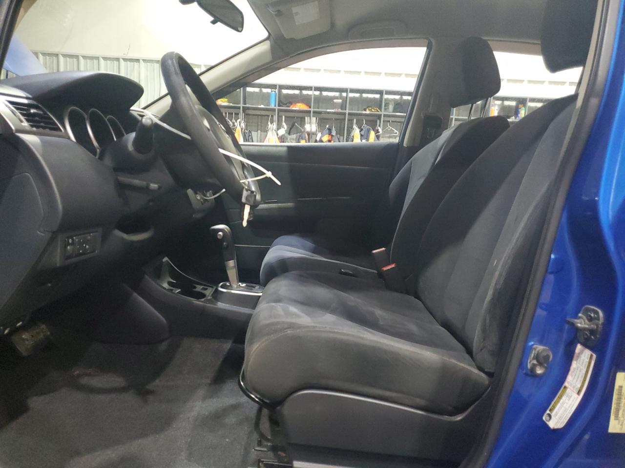 Nissan Versa S Image 9