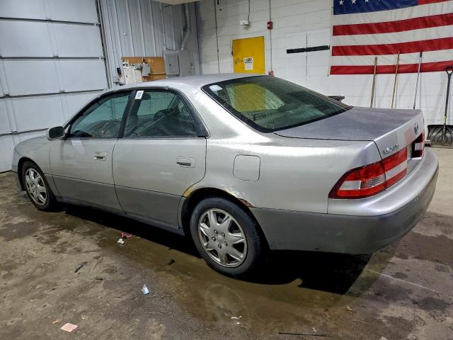 Lexus Es 300 Image 12