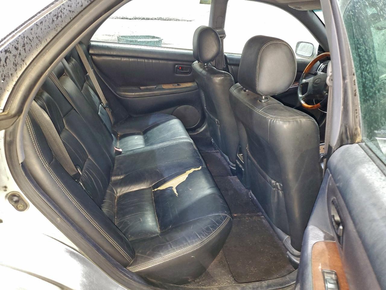 Lexus Es 300 Image 8