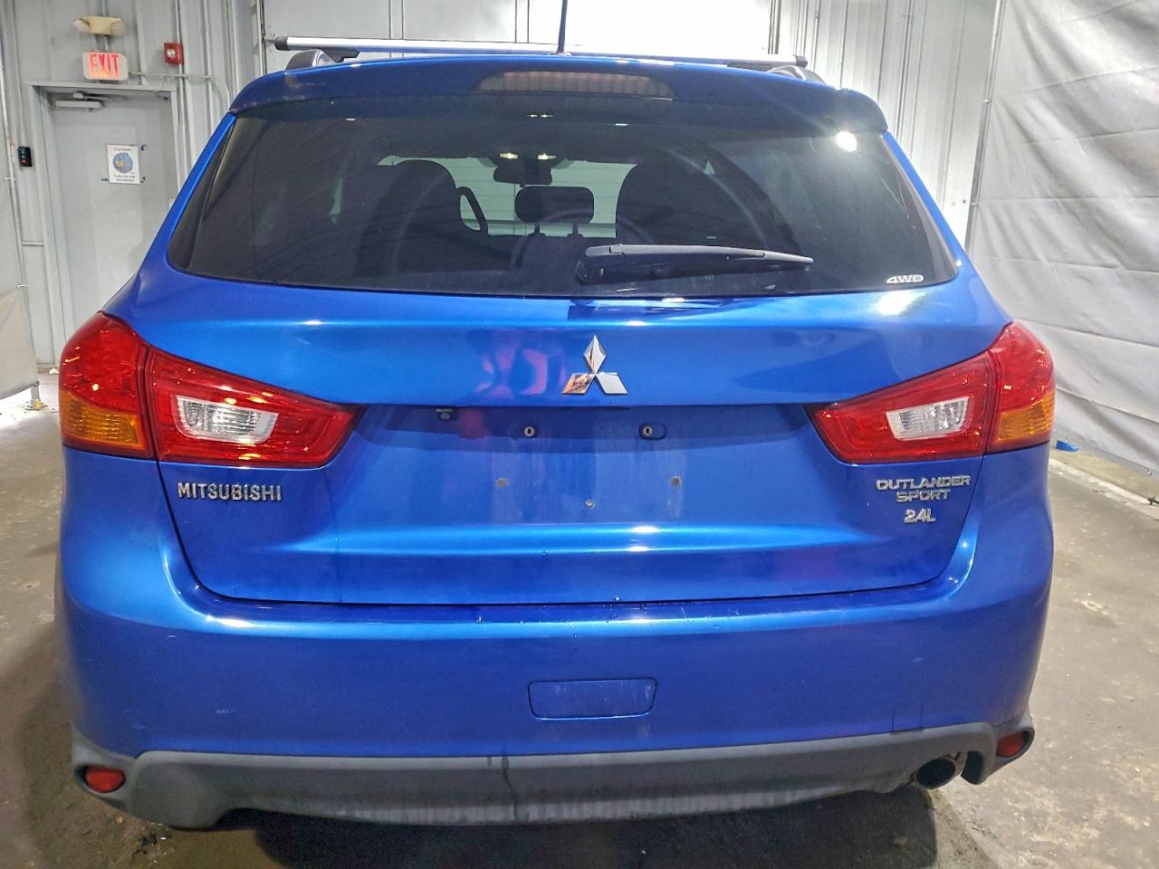 Mitsubishi Outlander Se Image 8