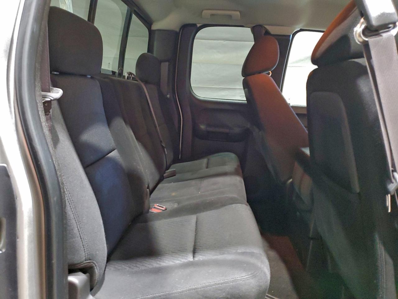 GMC Sierra K1500 Sle Image 6