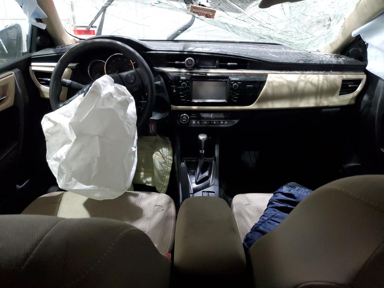 Toyota Corolla L Image 5